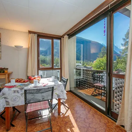 Appartement De Lognan- Les Drus 18 *
